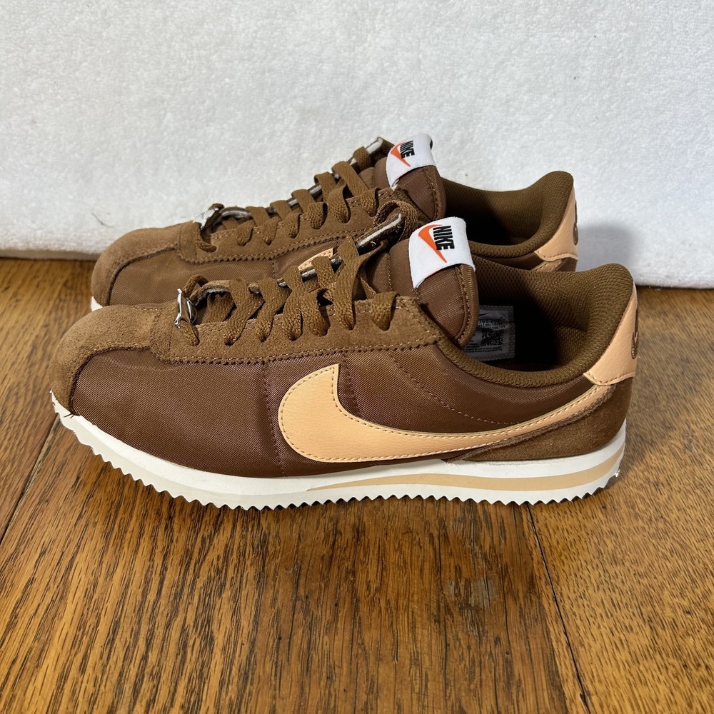 Nike Womens Size 8 Cortez Retro 87 Brown Suede Sneaker Athletic Shoes